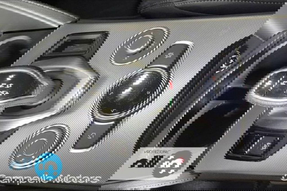 Alfa Romeo Stelvio usata a Venezia (12)