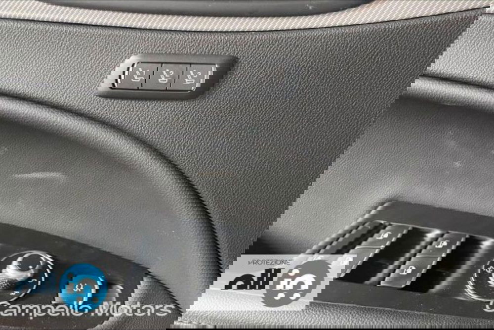 Alfa Romeo Stelvio usata a Venezia (13)