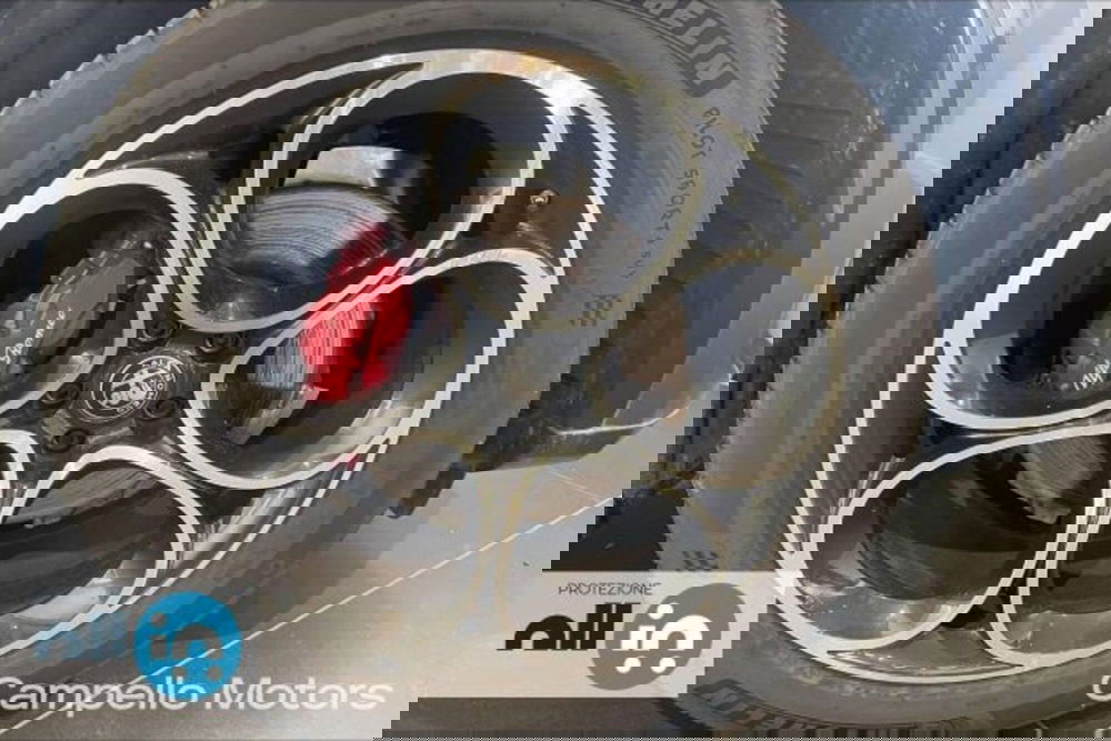 Alfa Romeo Stelvio usata a Venezia (16)