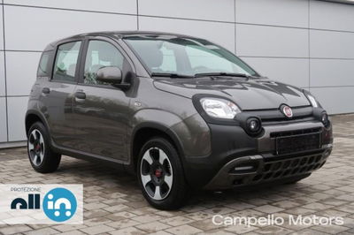 Fiat Panda 1.0 FireFly S&amp;S Hybrid City Cross del 2023 usata a Venezia