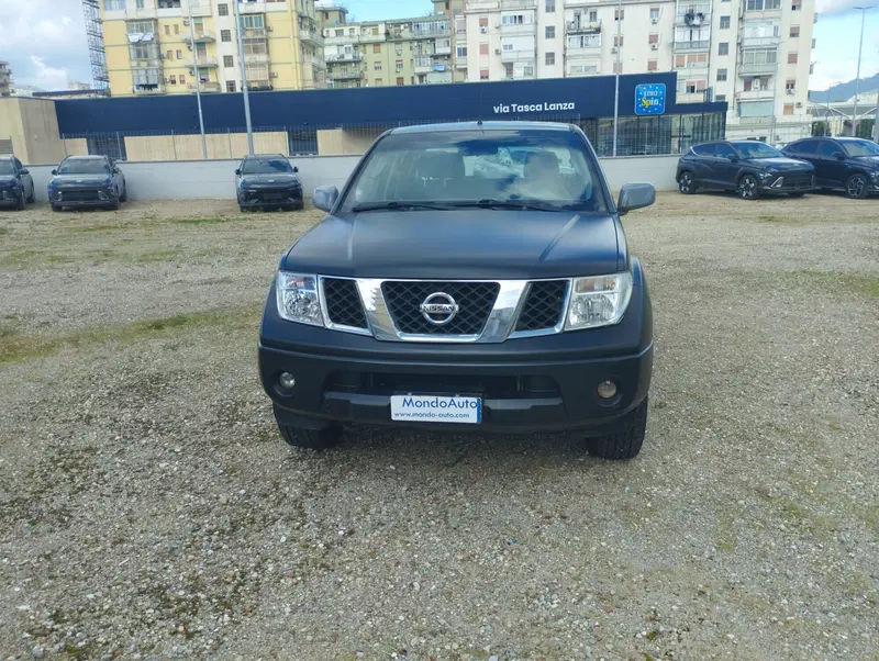 Nissan Navara usata a Palermo (2)
