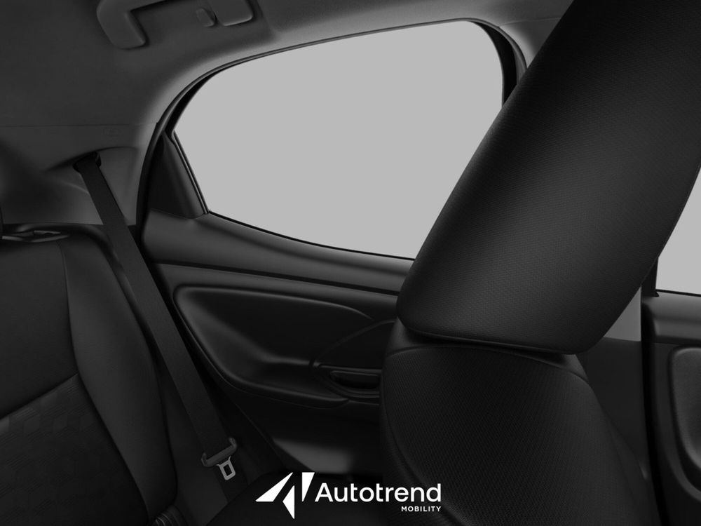 Mazda Mazda2 Hybrid nuova a Bari (10)