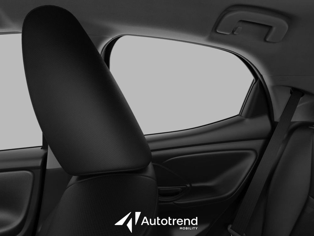 Mazda Mazda2 Hybrid nuova a Bari (11)