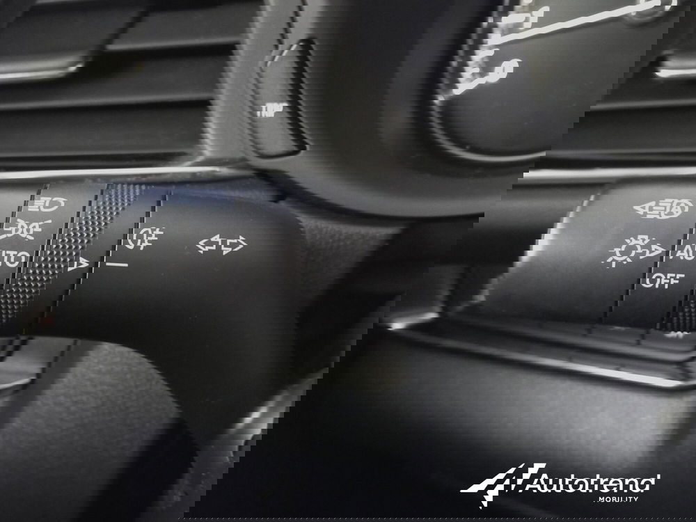 Mazda CX-30 usata a Bari (8)