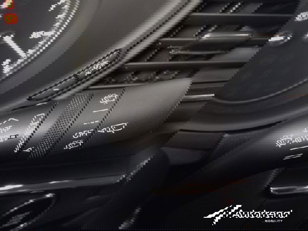 Mazda CX-30 usata a Bari (9)