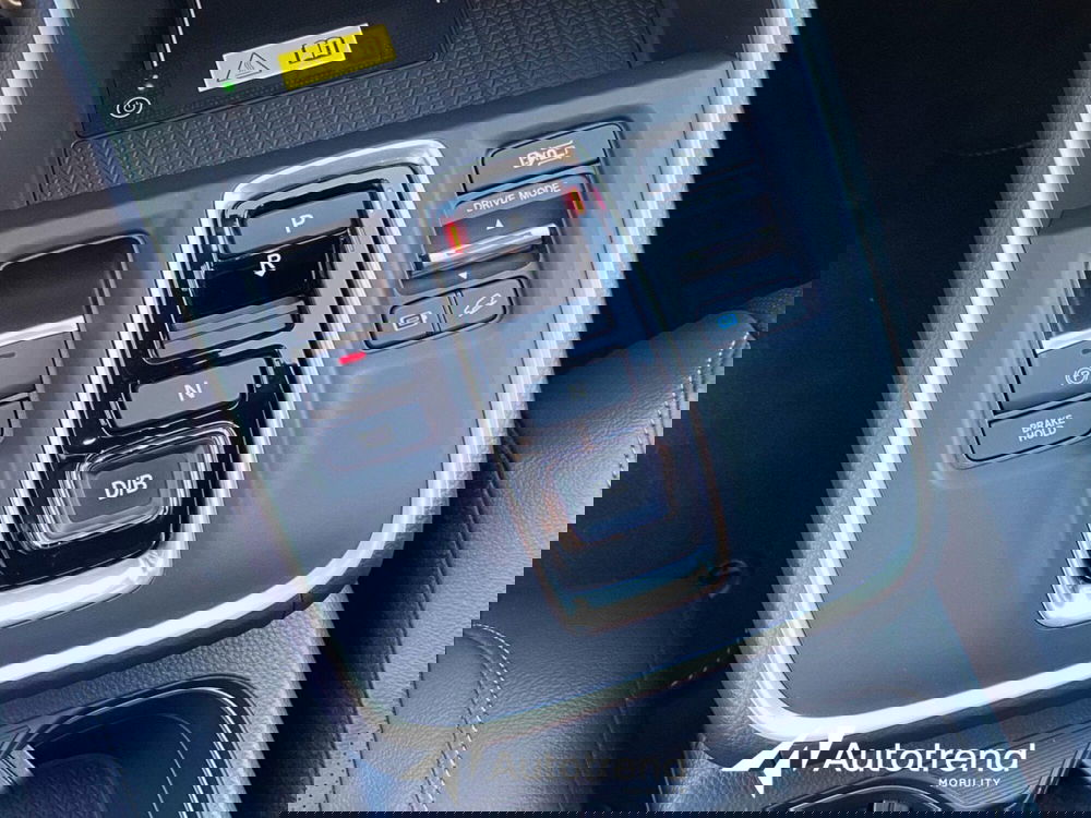 Honda CR-V usata a Bari (13)