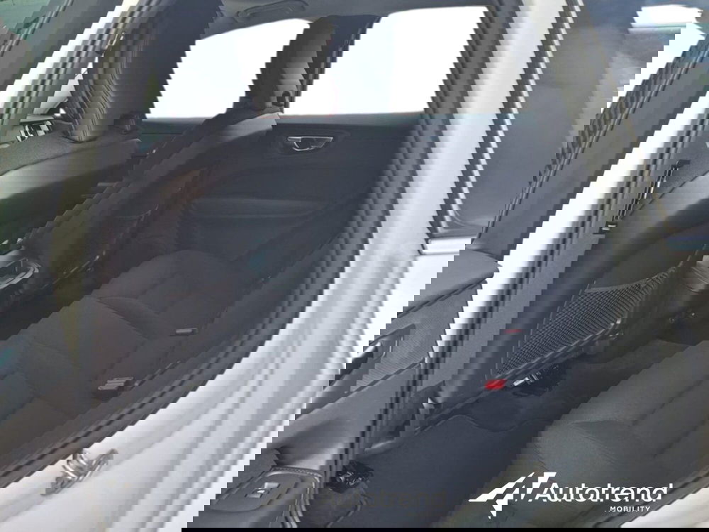 Volvo XC60 usata a Bari (15)