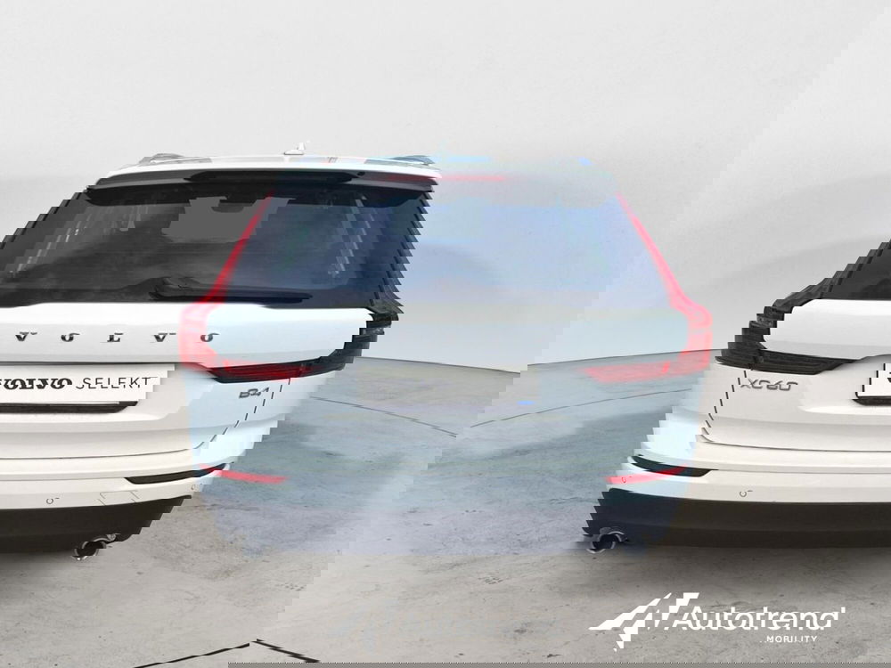 Volvo XC60 usata a Bari (4)