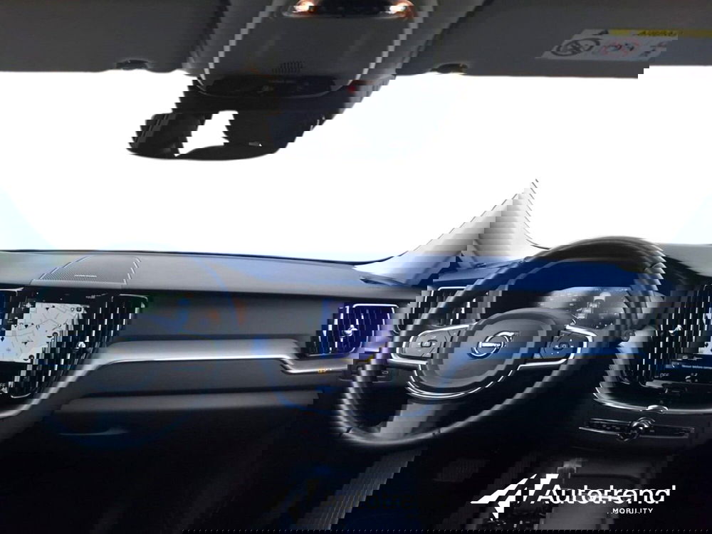 Volvo XC60 usata a Bari (8)