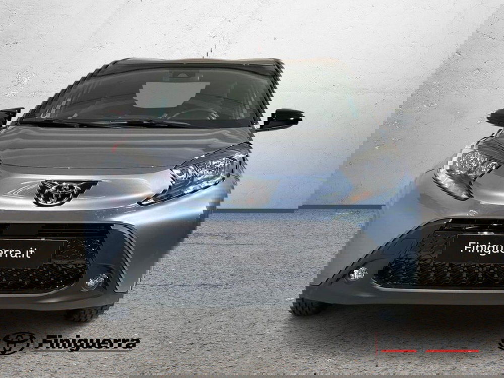 Toyota Aygo X nuova a Lecco (2)