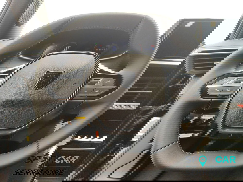 Peugeot 2008 nuova a Como (11)