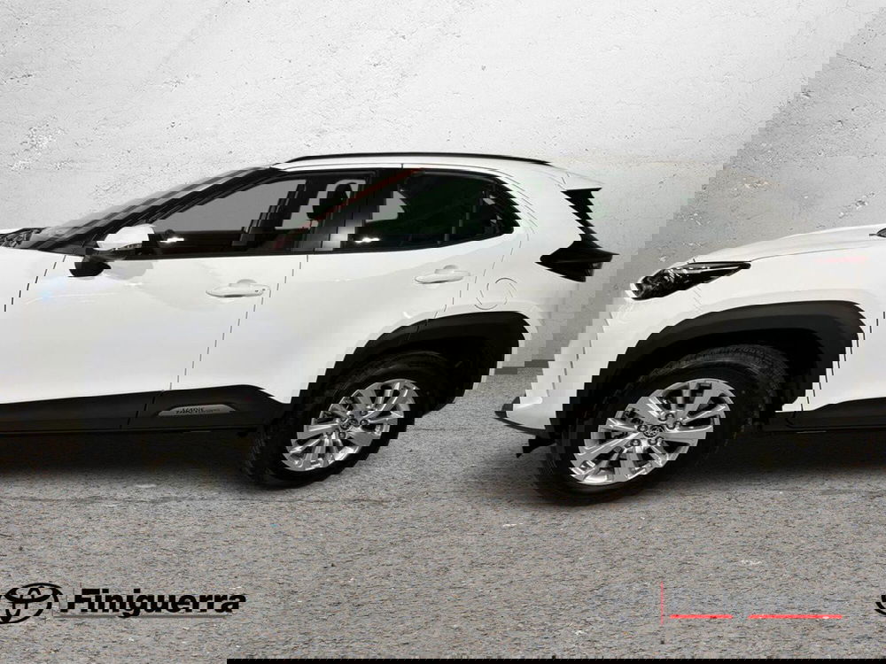 Toyota Yaris Cross nuova a Lecco (6)