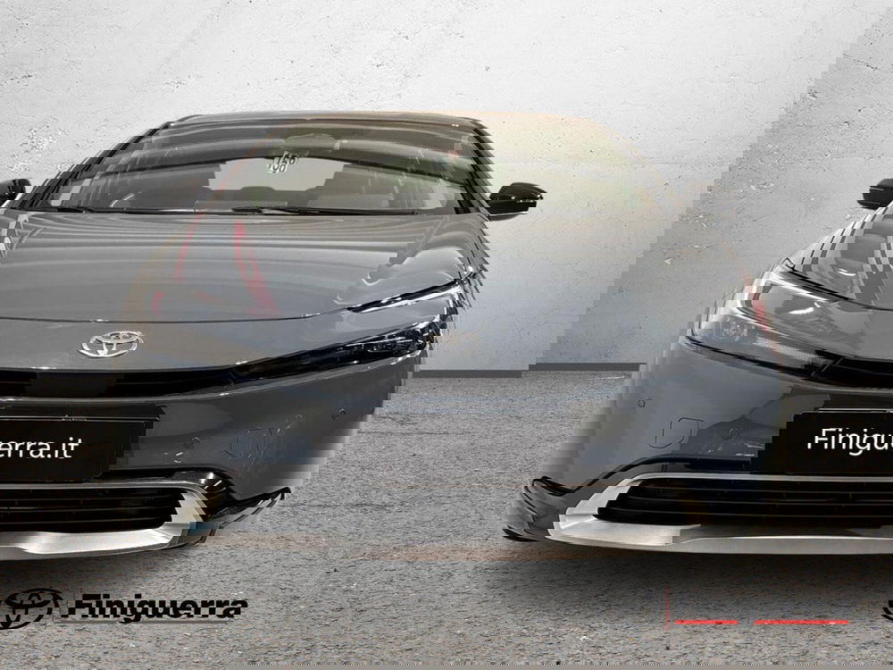 Toyota Prius nuova a Lecco (2)