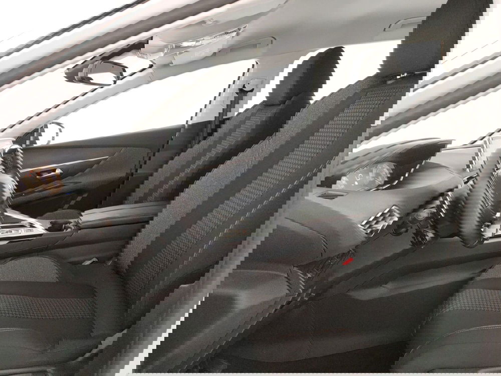 Peugeot 3008 usata a Caserta (19)