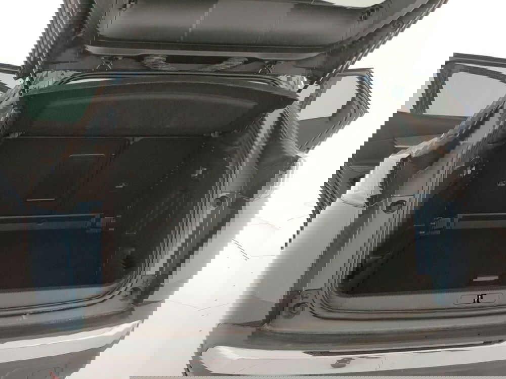 Peugeot 3008 usata a Caserta (8)
