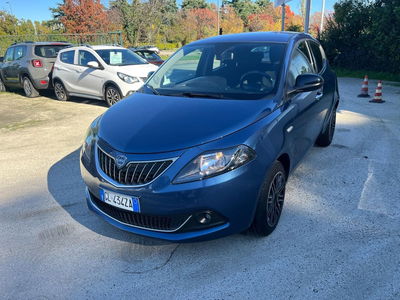 Lancia Ypsilon 1.0 FireFly 5 porte S&amp;S Hybrid Ecochic Gold del 2022 usata a Milano