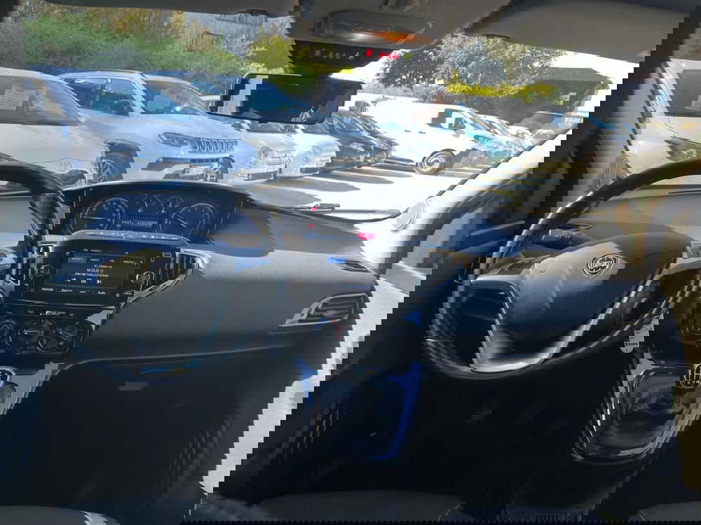 Lancia Ypsilon usata a Milano (15)