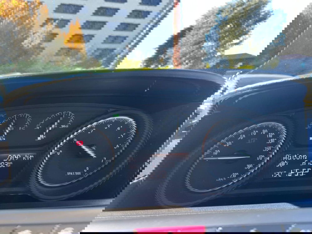 Lancia Ypsilon usata a Milano (19)