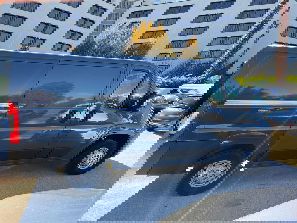 Peugeot Boxer Furgone usata a Milano (4)