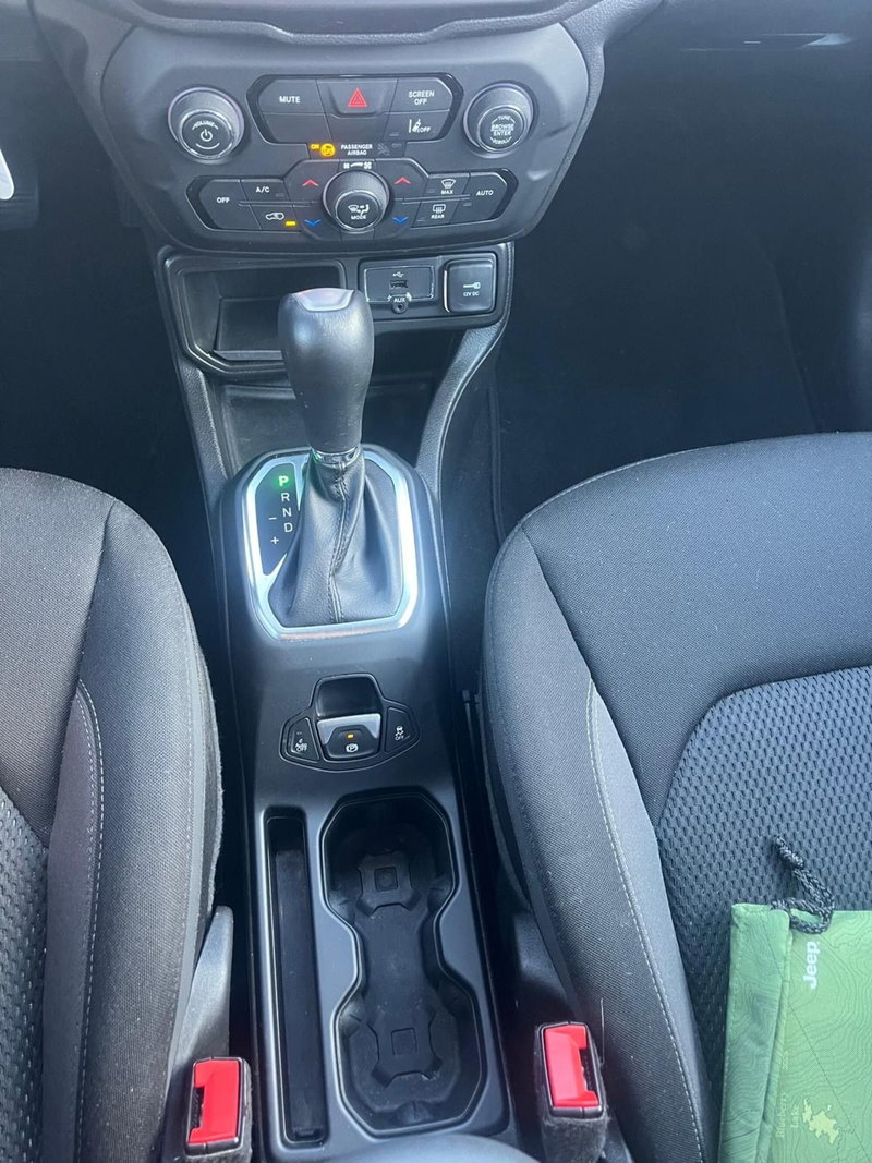 Jeep Renegade usata a Milano (17)