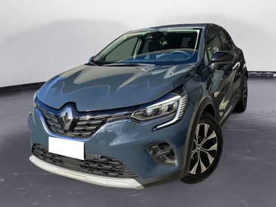 Renault Captur Full Hybrid E-Tech 145 CV Techno del 2022 usata a Meda