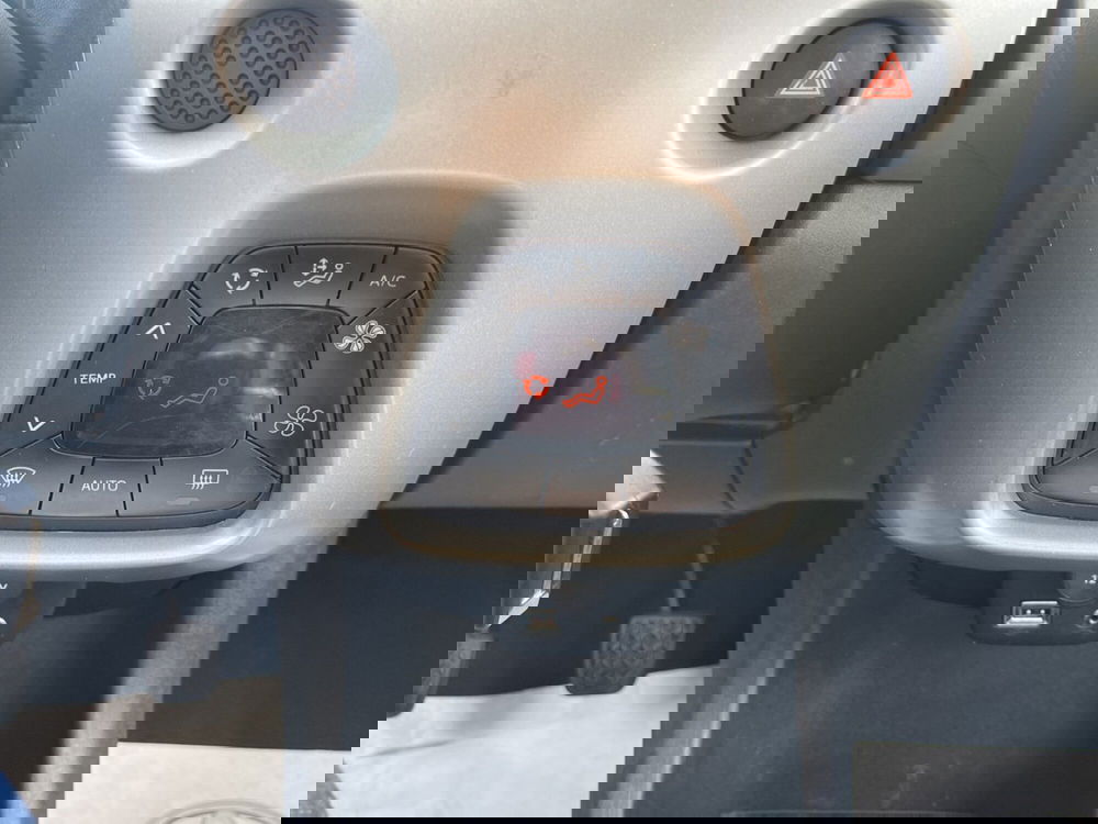 Toyota Aygo usata a Ragusa (14)