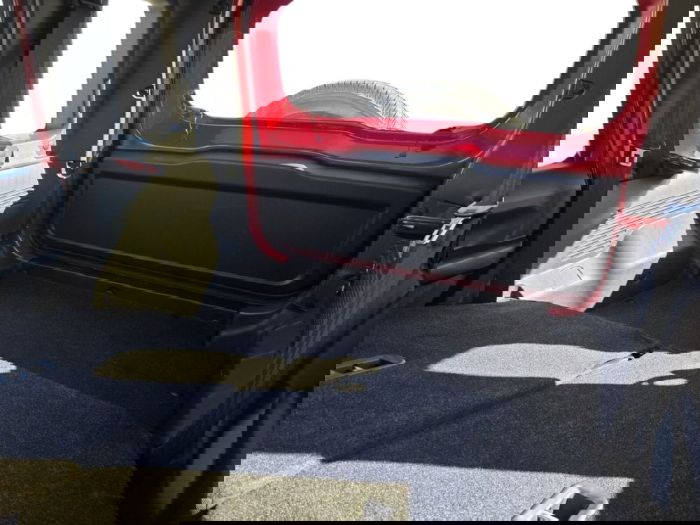 Suzuki Jimny nuova a Pistoia (13)