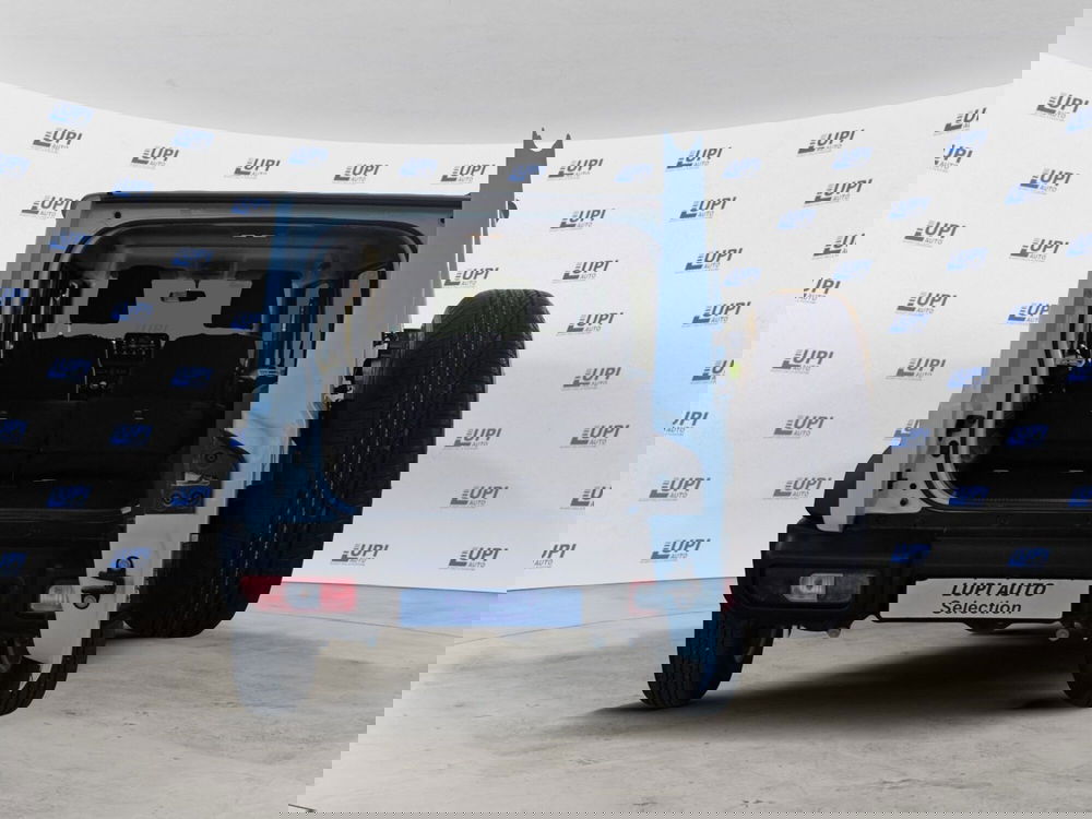 Suzuki Jimny nuova a Pistoia (16)