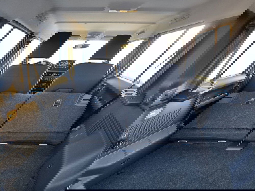 Suzuki Jimny nuova a Pistoia (17)