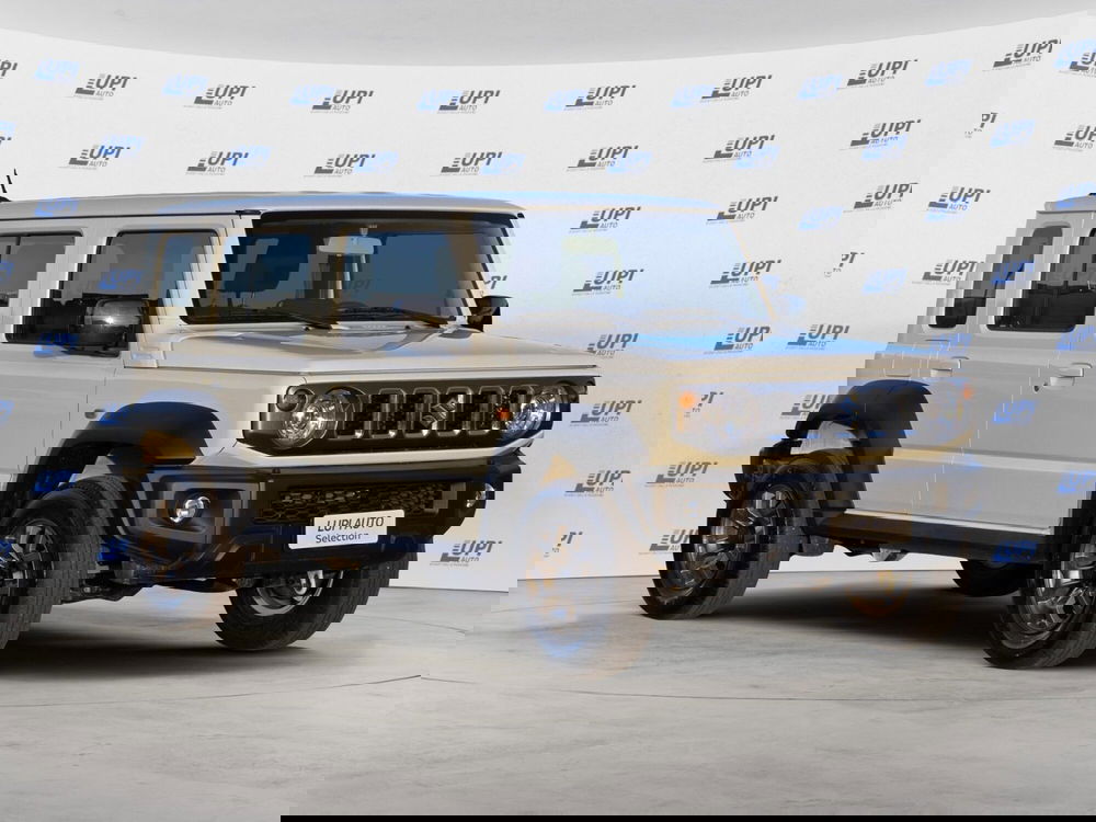 Suzuki Jimny nuova a Pistoia (3)