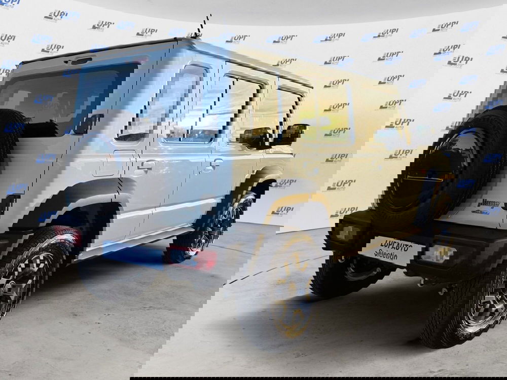 Suzuki Jimny nuova a Pistoia (5)