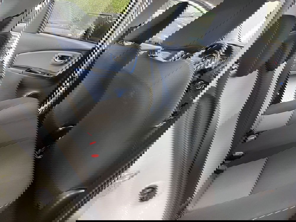 Toyota Yaris usata a Prato (10)