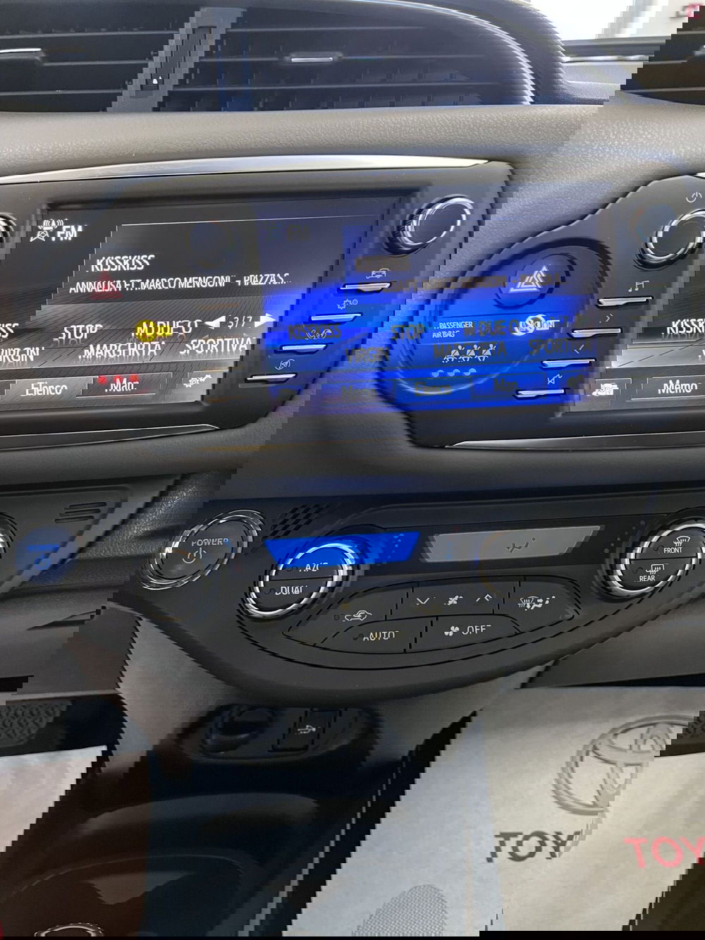 Toyota Yaris usata a Prato (12)