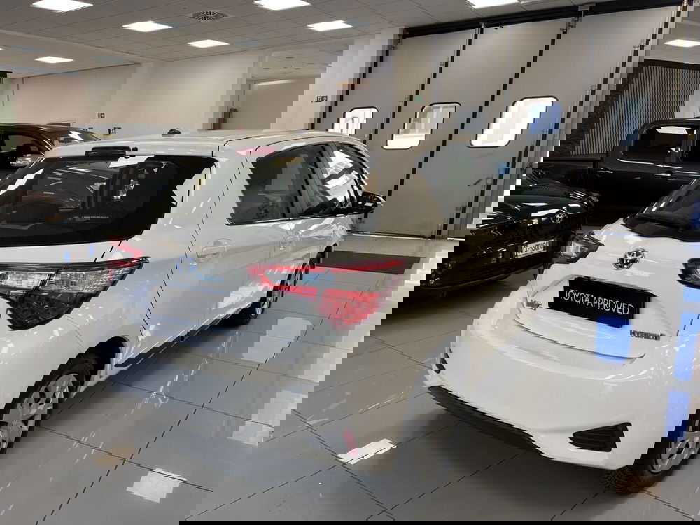 Toyota Yaris usata a Prato (4)