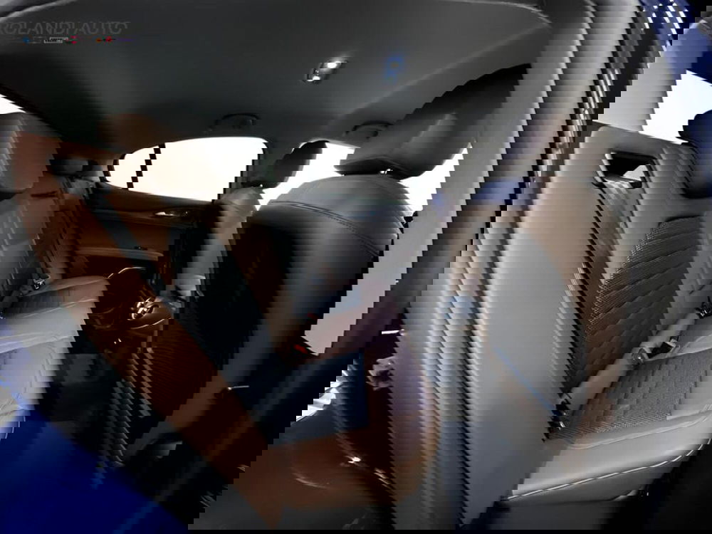 Alfa Romeo Stelvio usata a Alessandria (15)