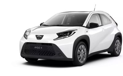 Toyota Aygo X 1.0 VVT-i 72 CV 5 porte Limited S-CVT nuova a Milano