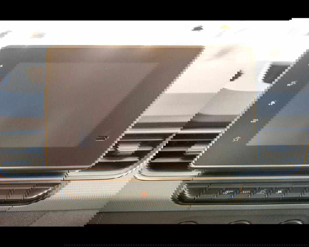 Nissan Townstar nuova a Venezia (10)