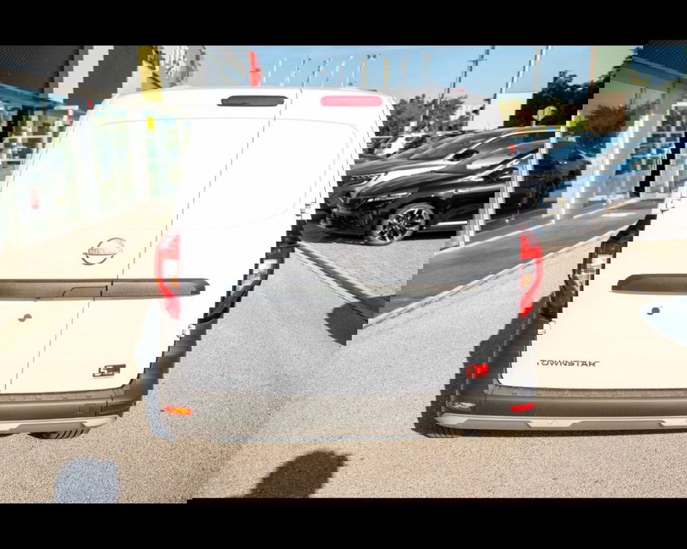 Nissan Townstar nuova a Venezia (4)