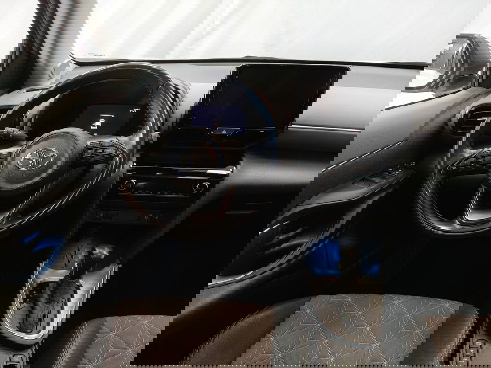 Toyota Yaris Cross usata a Roma (10)