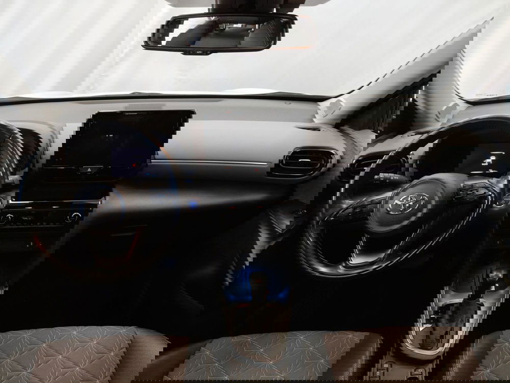 Toyota Yaris Cross usata a Roma (9)