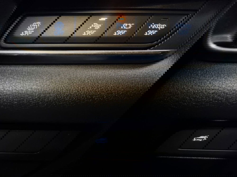 Mazda CX-30 usata a Pavia (13)