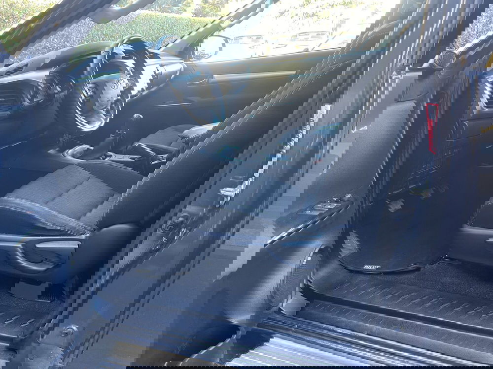 Toyota Hilux usata a Bologna (10)