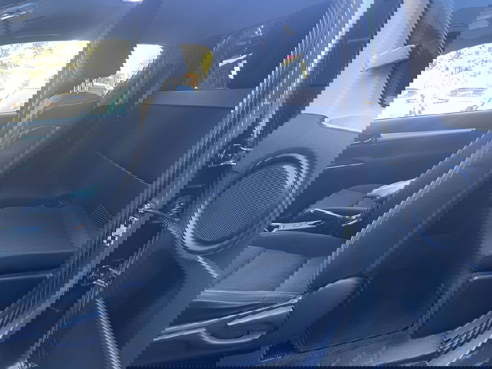 Toyota Hilux usata a Bologna (13)