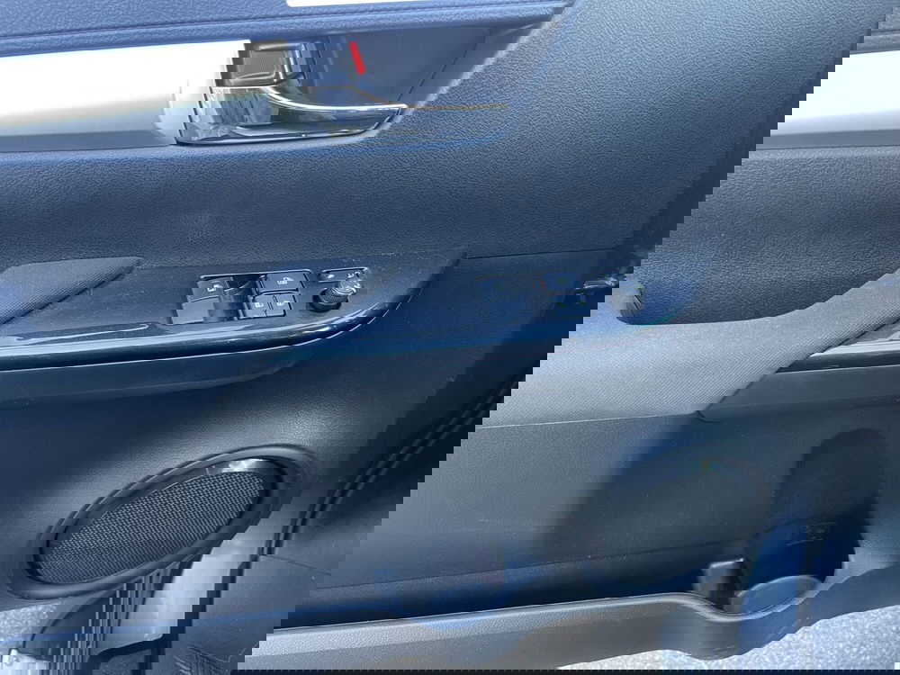 Toyota Hilux usata a Bologna (15)