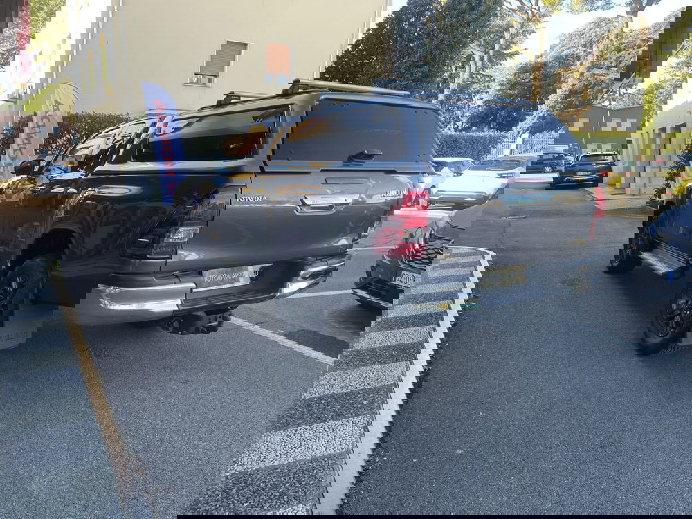 Toyota Hilux usata a Bologna (4)