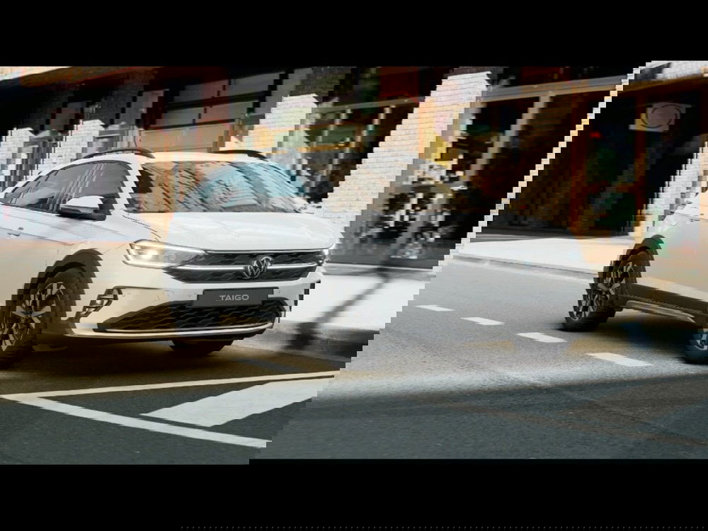 Volkswagen Taigo nuova a Livorno (4)