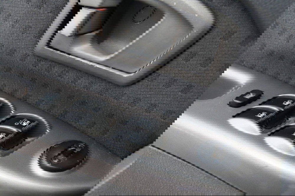 Kia Carens usata a Pordenone (11)