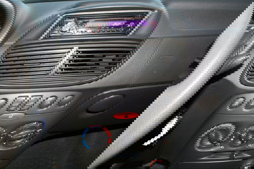 Fiat Punto usata a Pordenone (11)