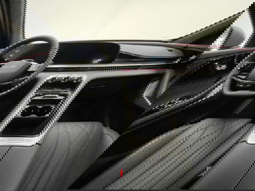 Omoda Omoda 9 usata a Como (4)