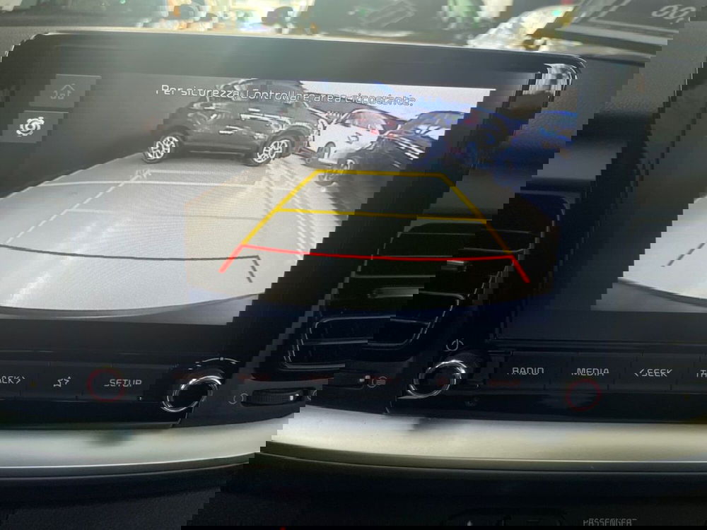 Kia Stonic usata a Milano (18)